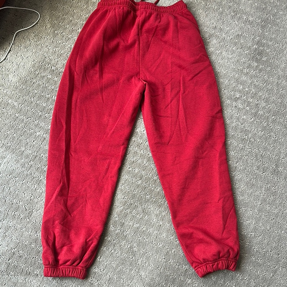 Maruchan Cup o Noodles Ramen Warm Wishes Red Sweatpants Joggers sz M - Picture 5 of 5
